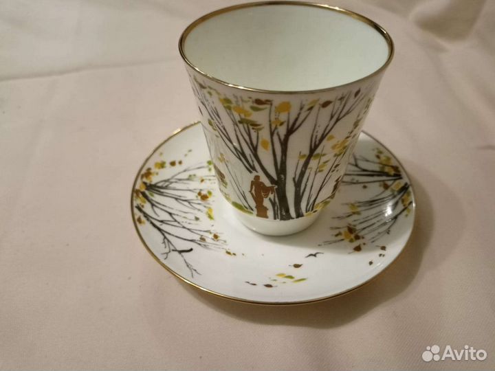 Чашка и блюдце костяной фарфор