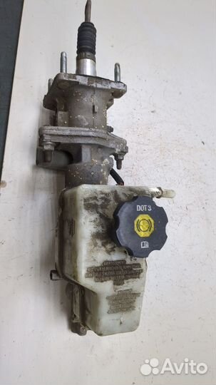 Цилиндр тормозной главный Cadillac Escalade 3, 2009