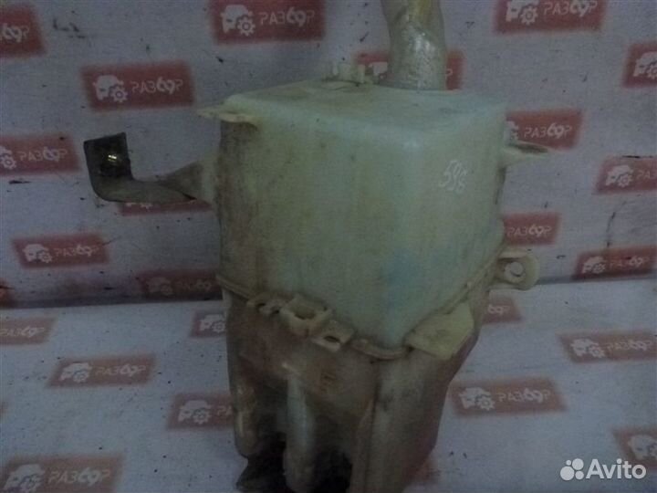 Бачок омывателя Mitsubishi Outlander CU5W 4G69