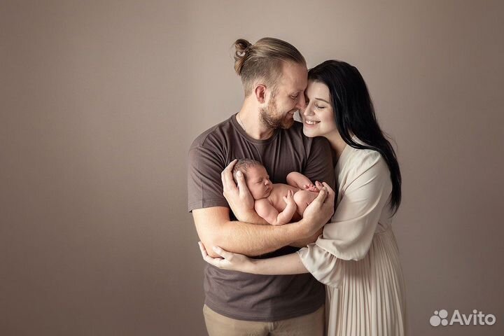 Фотосессия новорожденных от топового фотографа