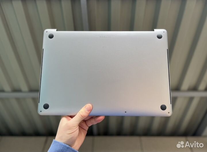 Apple MacBook Pro 15 2018 256gb 16 gb