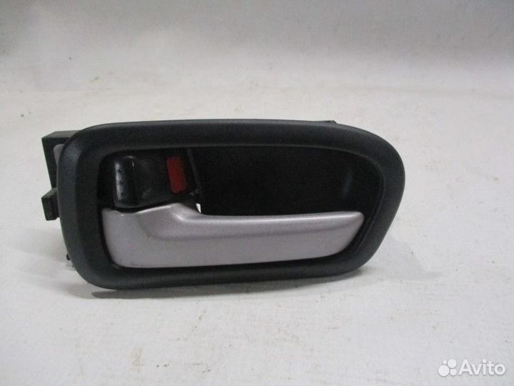 Ручка двери передней внутренняя левая Suzuki Grand