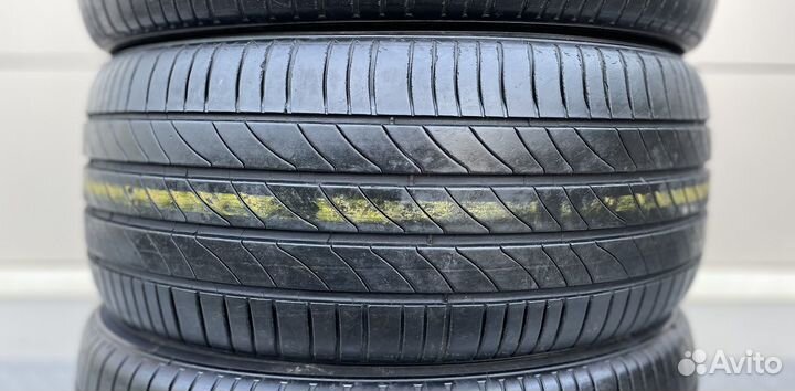 Michelin Primacy 3 ST 235/45 R17