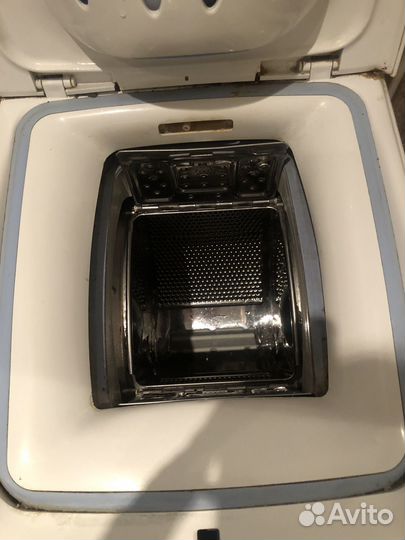 Стиральная машина с вертикальной загрузкой