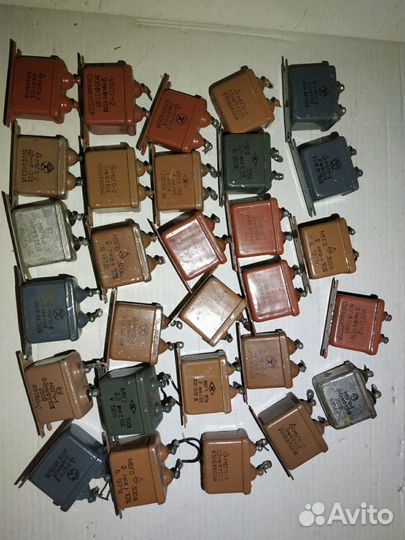 Конденсаторы мбго-2 разные