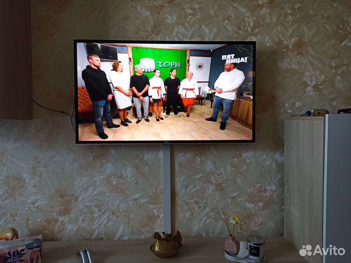 Телевизор TCL