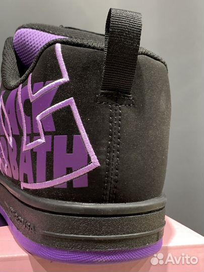 DC Shoes Court Graffik Black Sabbath Дутыши