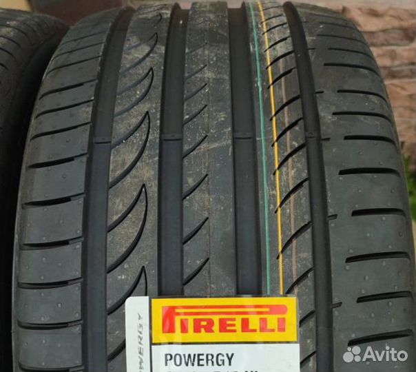 Pirelli Powergy 235/45 R17