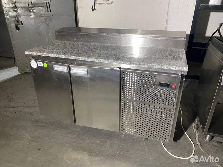 Холодильный стол для пиццы камень