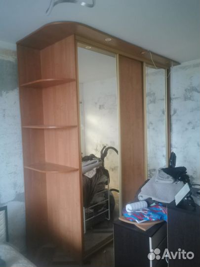 Шкаф купе с зеркалом бу