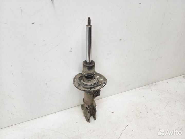 Амортизатор передний правый Kia Sportage 4