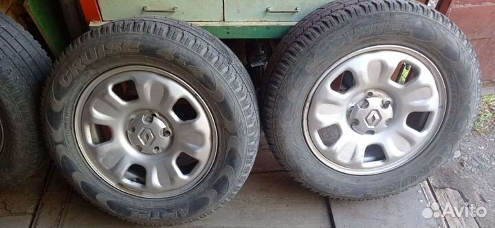 Amtel Cruise 4x4 215/65 R16 98H