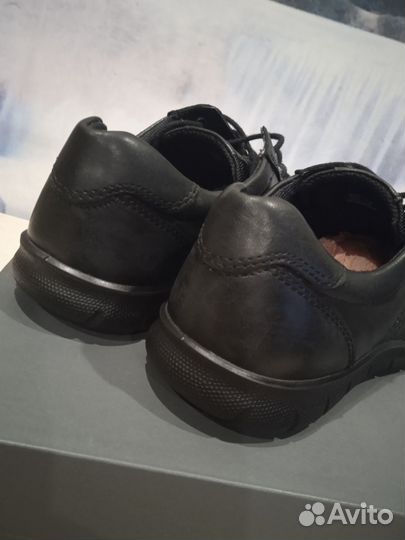 Кроссовки Ecco Babette.Gore- tex. Размер 38