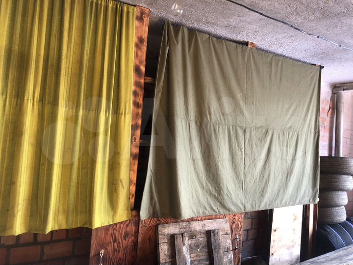 Гараж, > 30 м²