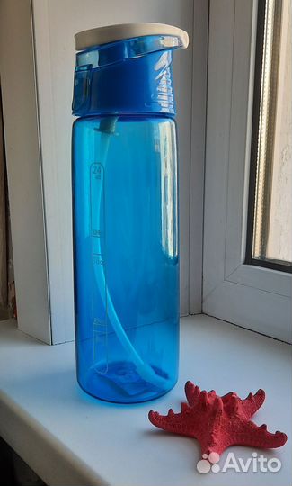 Бутылочка для воды спортивная