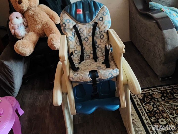 Стул для кормления,он трансформер.парта со стулом