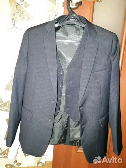 Школьный костюм