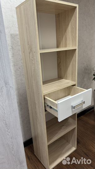 Шкаф с открытыми полками