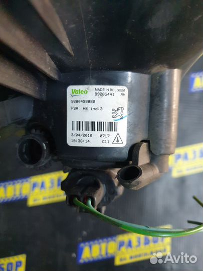 Фара противотуманная Пежо 308