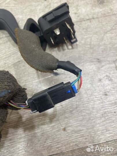 Переключатель подрулевой Opel Astra