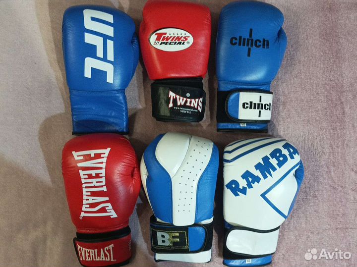 Боксерские перчатки