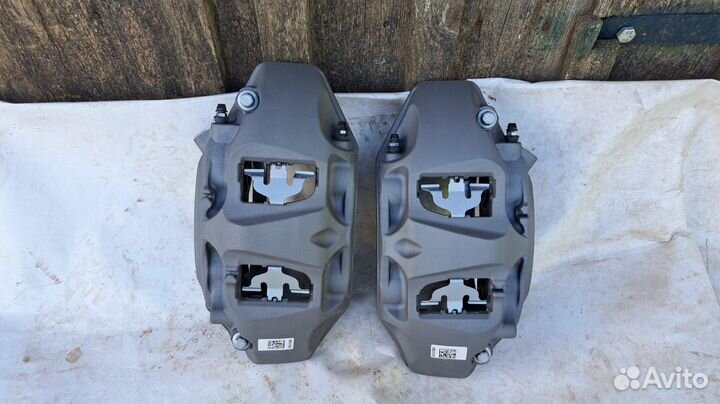 Передние тормозные суппорта Audi Q7 4M