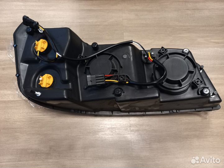 Передние блок-фары автобуса yutong-6122H9