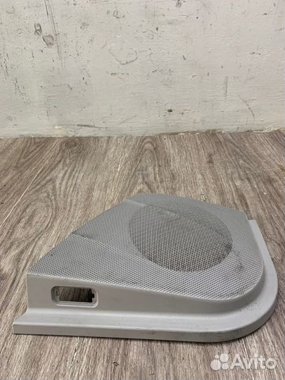 Сетка динамика передняя левая Mercedes E-Class