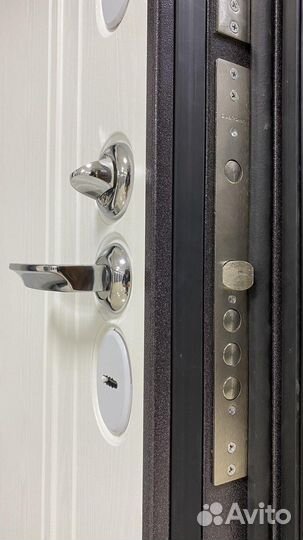 Дверь входная с терморазрывом