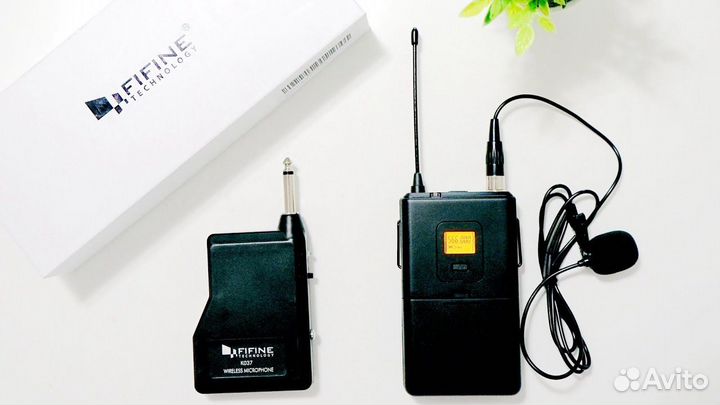 Радиомикрофон петличный, радиопетличка