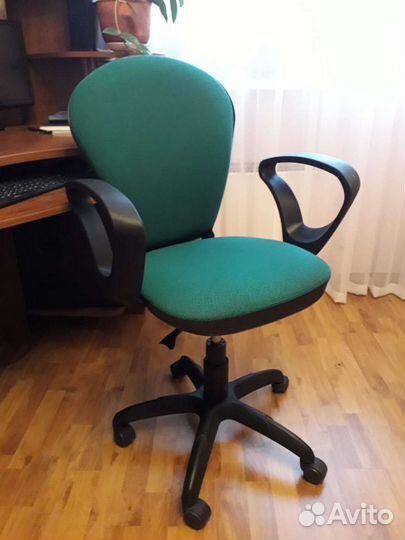 Компьютерное кресло