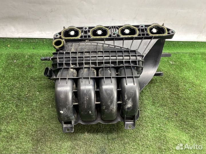 Коллектор впускной Skoda Rapid седан CWV 2018