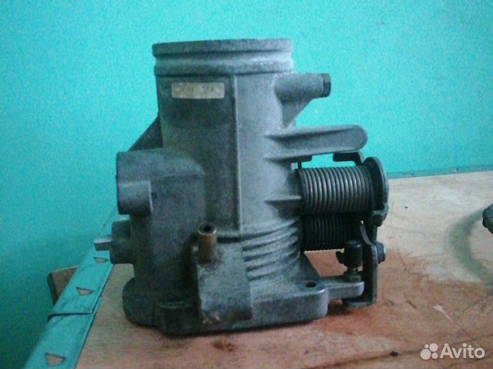 Дроссельная заслонка BMW E 36, 1.8