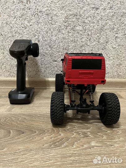 Радиоуправляемая модель 1 10