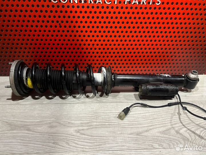 Амортизатор задний правый Bmw 5 G30 B48B20A 2020