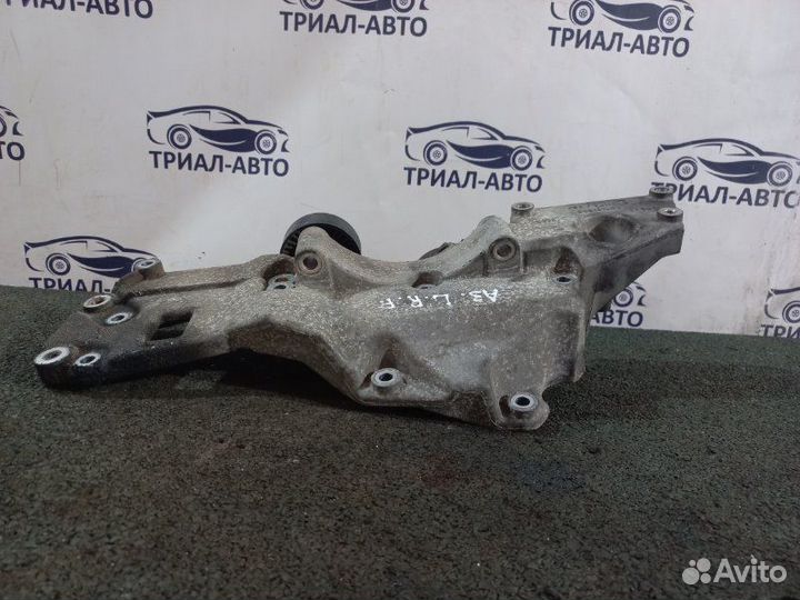 Freelander кронштейн