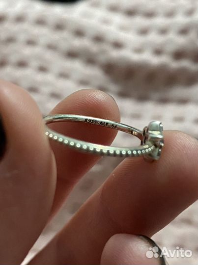 Серебряное кольцо Pandora
