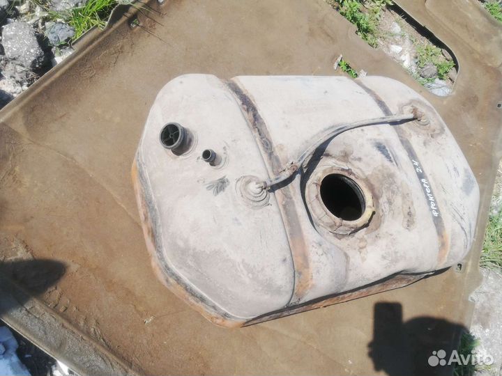 Бензобак Опель Фронтера А