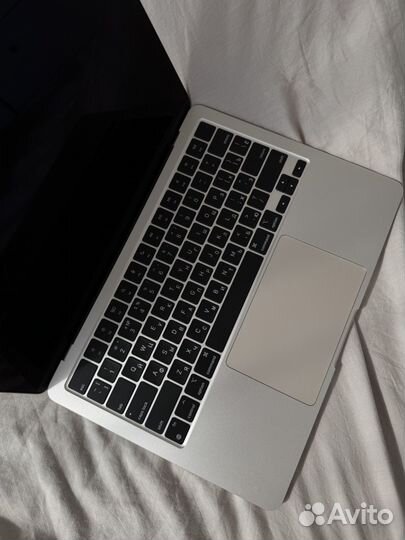 Macbook air 13 m2 2022