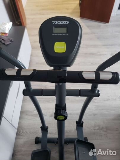 Эллиптический тренажер tourneo