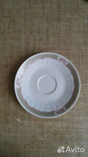 Чашки и блюдца