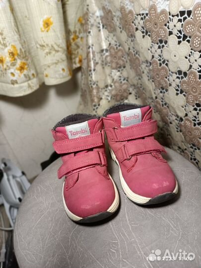 Ботинки демисезонные для девочки 24 размер