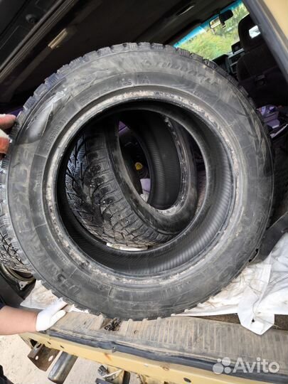 Toyo Observe G3-Ice 215/55 R16