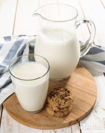 Молоко коровье домашнее