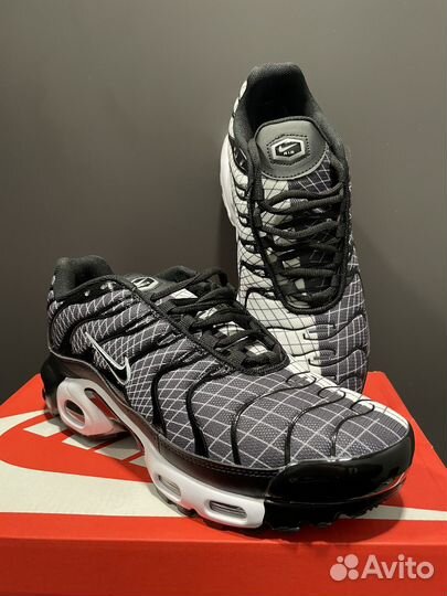 Кроссовки Nike Air Max TN Plus