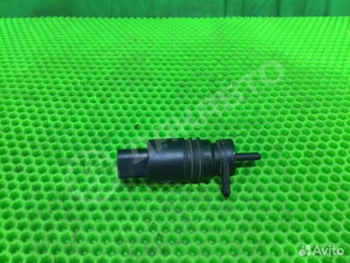 Моторчик омывателя лобового стекла Mercedes-Benz E