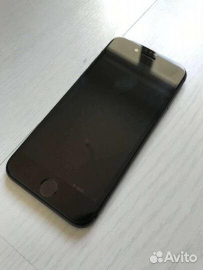 iPhone 8(64гб)