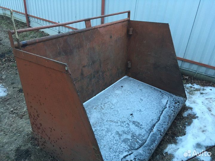 Ковш на трактор