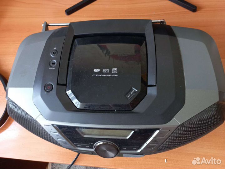 Музыкальный центр philips