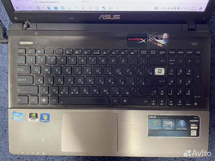 Ноутбук asus